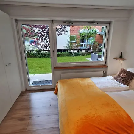 Phoenix - Haus Astral -